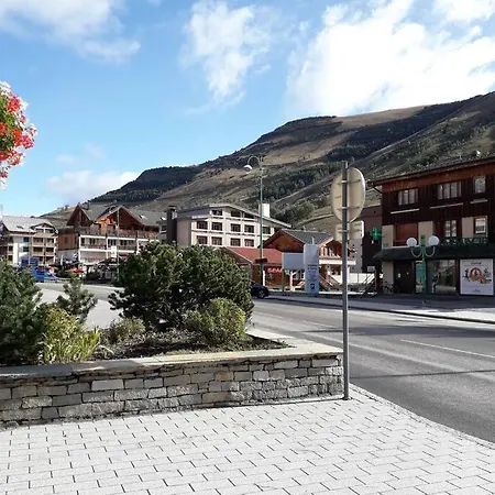Douillet Aux Deux Alpes Apartment